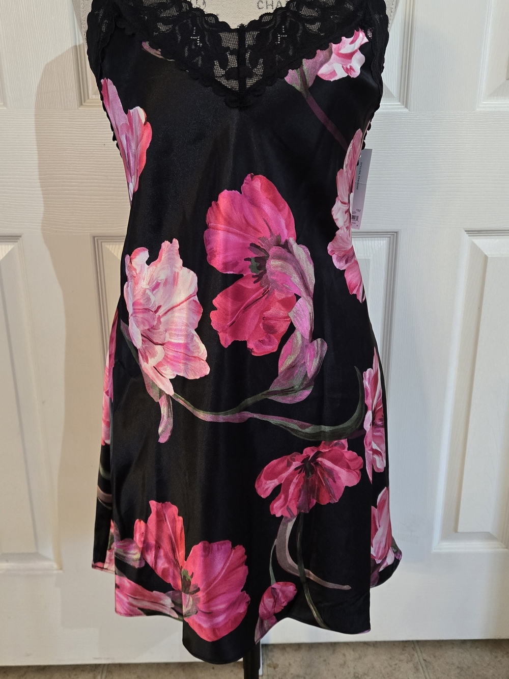 Floral Lace-Trim Satin Chemise - Black with Pink Floral